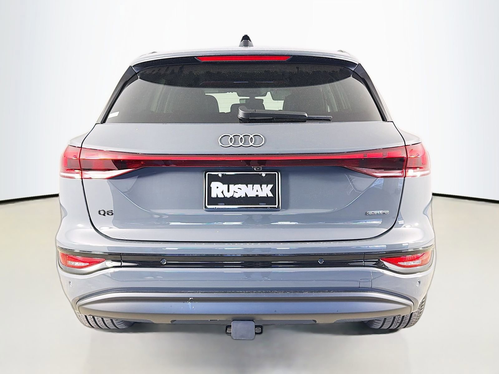 New 2025 Audi Q6 e-tron Premium AWD/4WD image 6