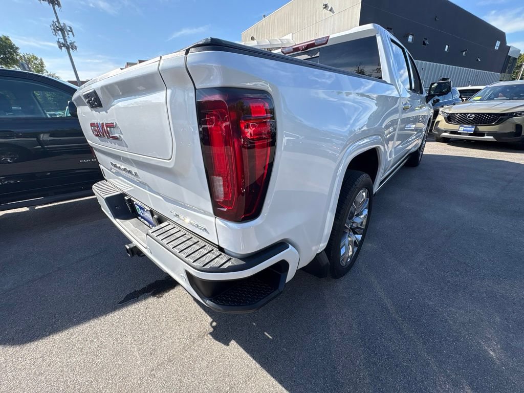 Used 2023 GMC Sierra 1500 Denali w/ Denali Reserve Package AWD/4WD image 7