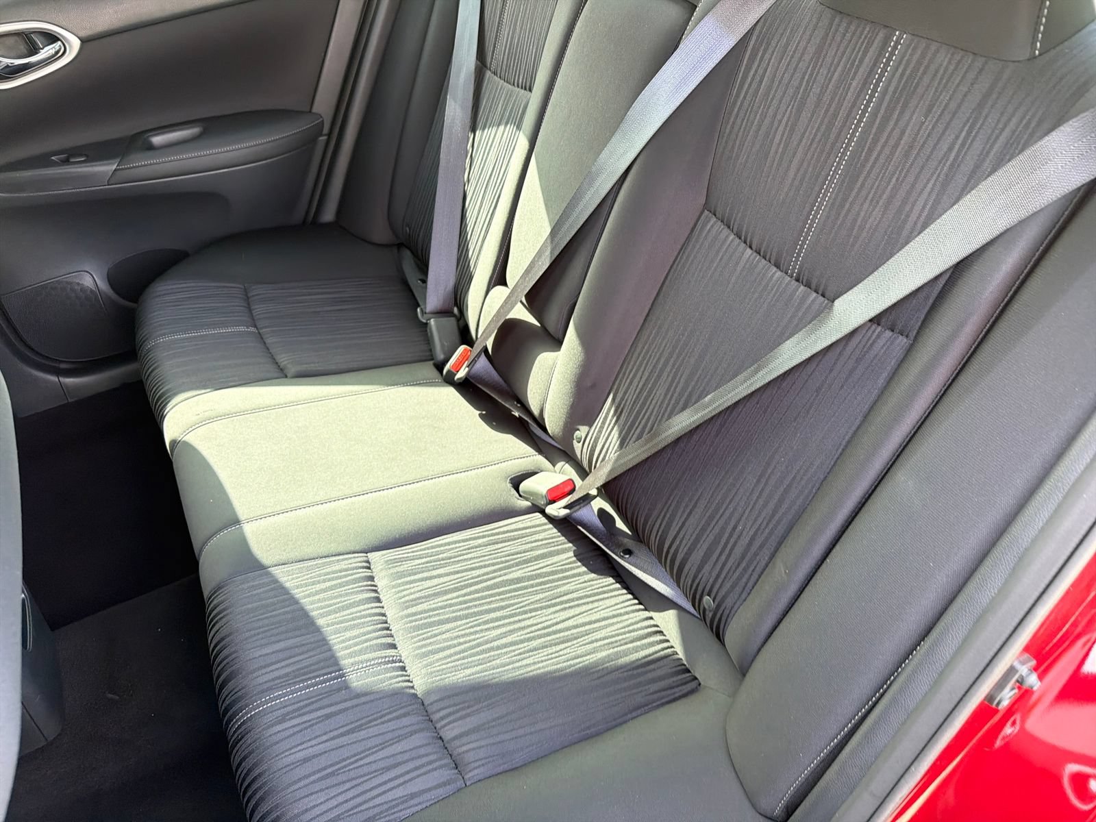 Used 2017 Nissan Sentra SV FWD image 33