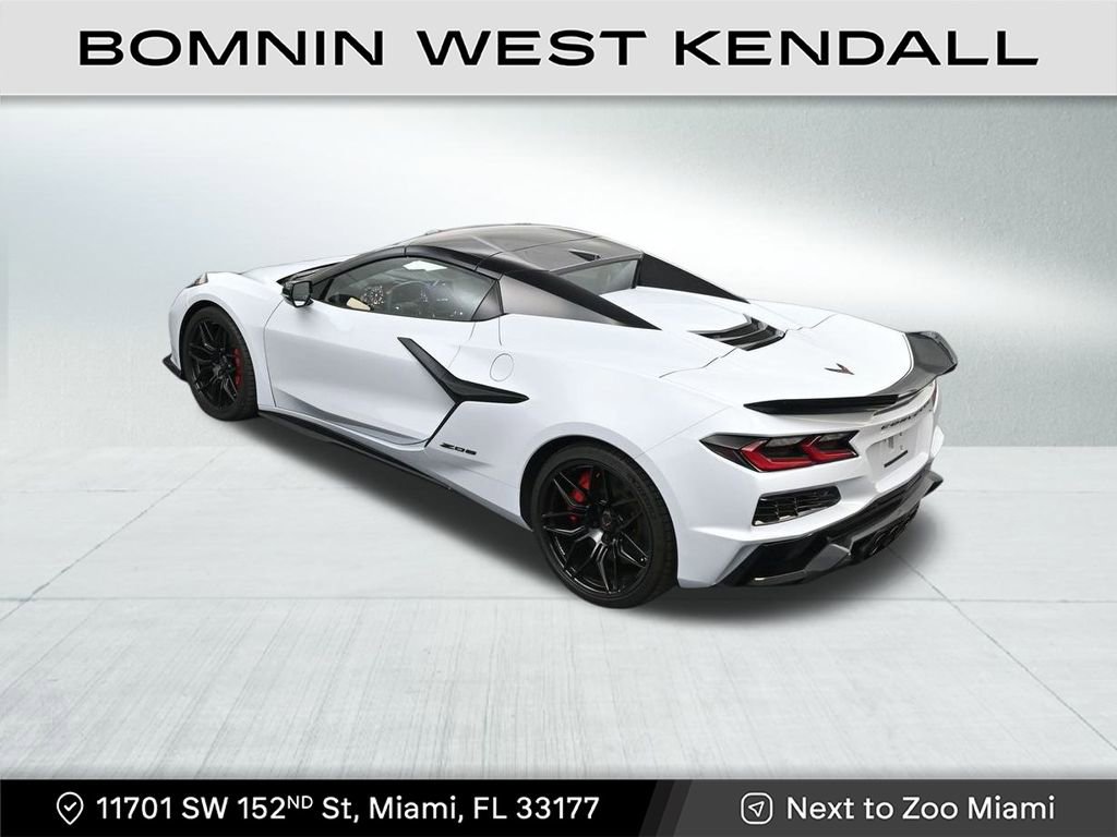 Used 2023 Chevrolet Corvette Z06 w/ Stealth Interior Trim Package image 14