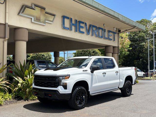 New 2026 Chevrolet Silverado 1500 Custom Trail Boss w/ LPO, Dark Essentials Package