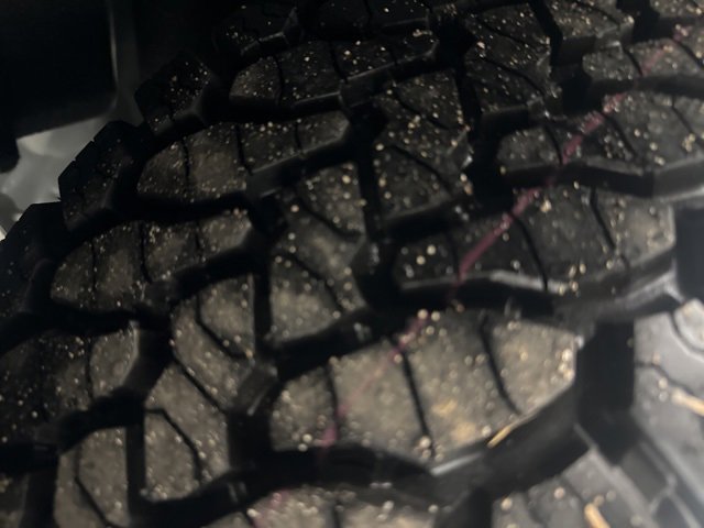 New 2025 Chevrolet Equinox ACTIV w/ Convenience Package III image 35