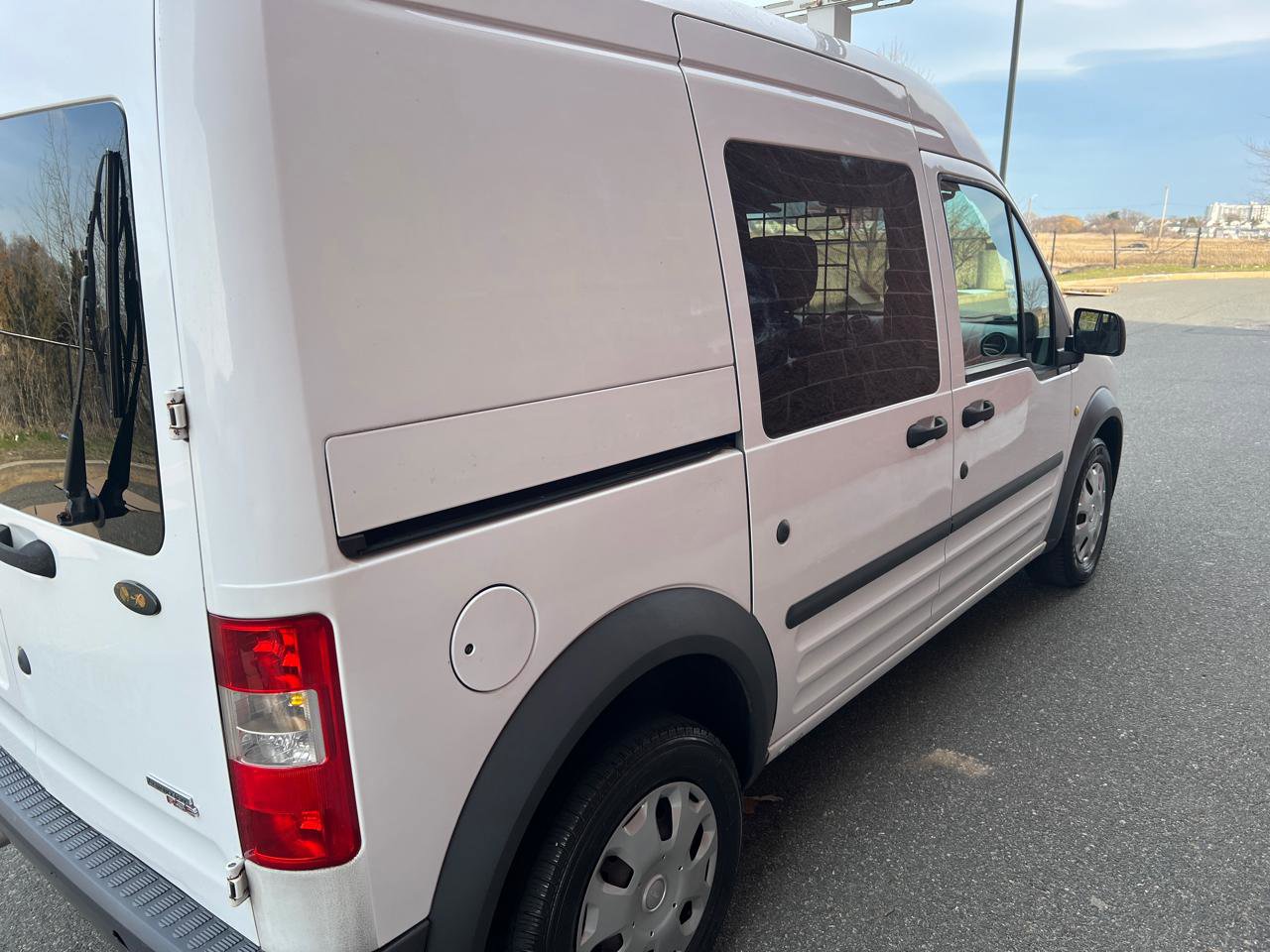 Used 2012 Ford Transit Connect XL image 8