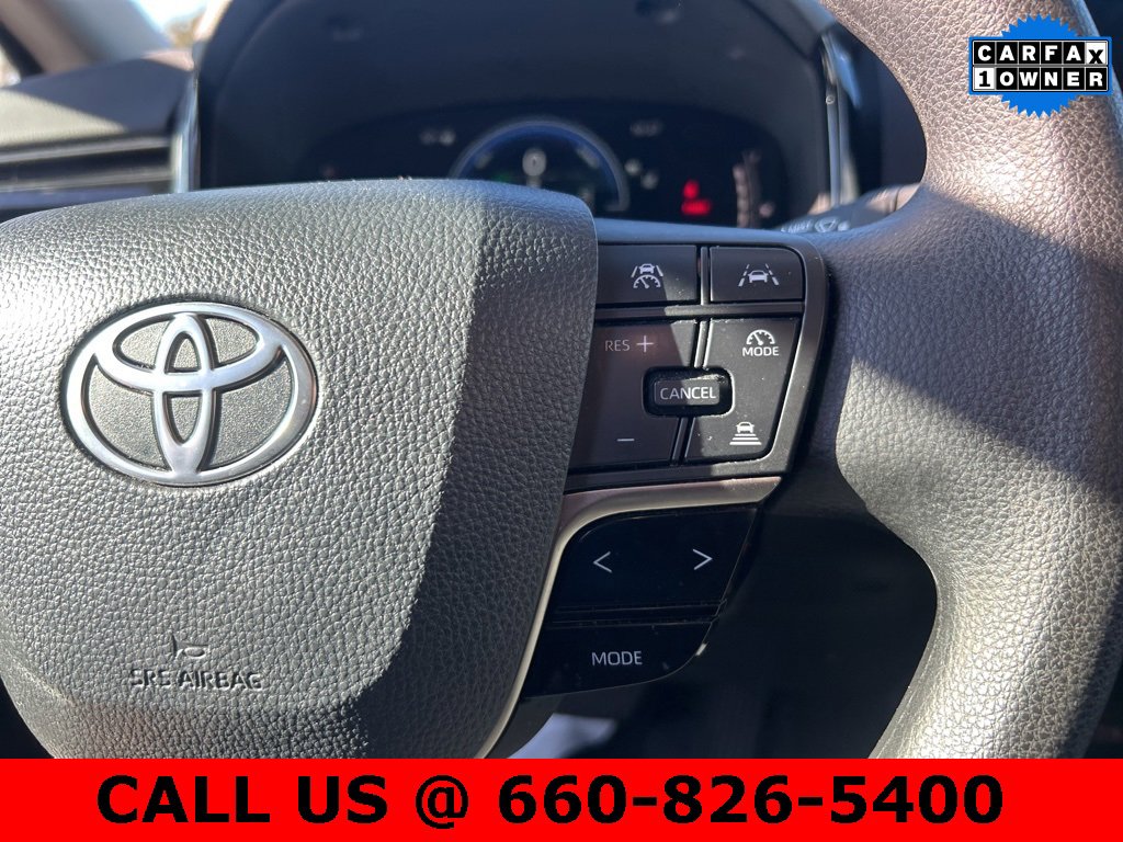 Used 2025 Toyota Camry LE image 14