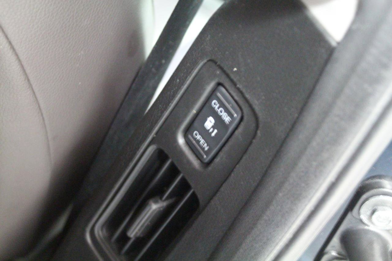 Used 2019 Honda Odyssey EX-L image 29
