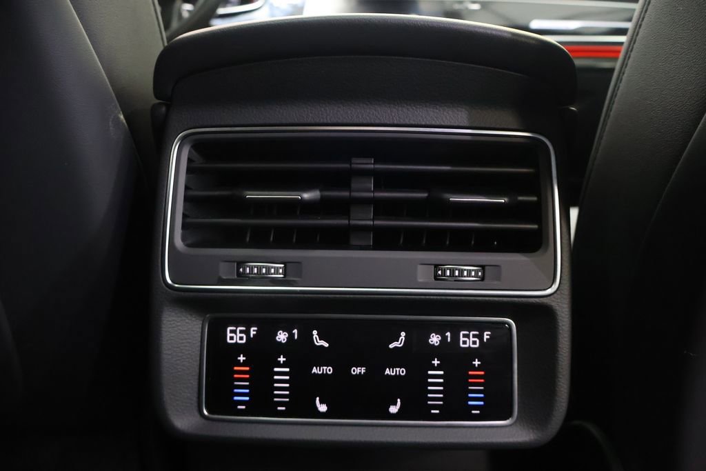 Used 2024 Audi Q7 2.0T Premium Plus w/ Premium Plus Package image 24