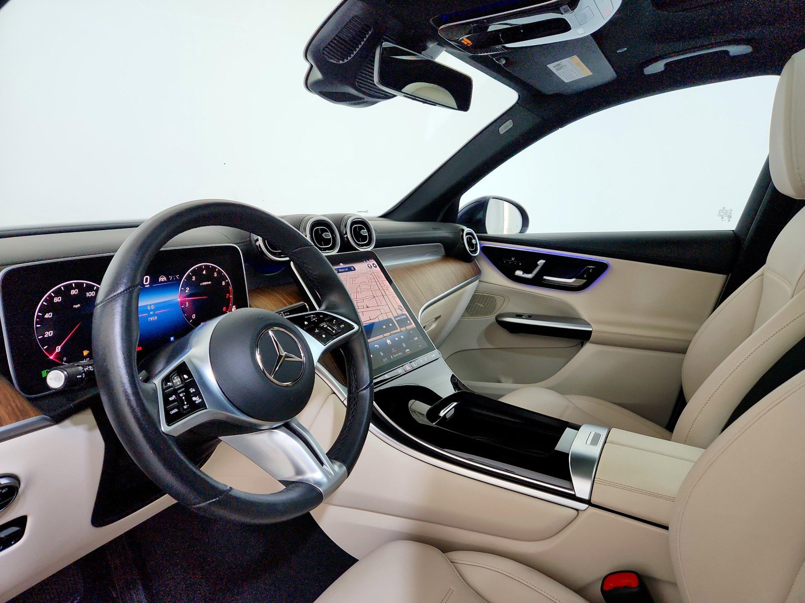 Certified 2024 Mercedes-Benz GLC 300 image 10