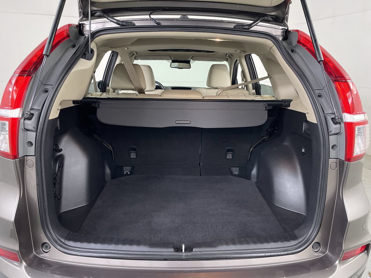 Used 2016 Honda CR-V Touring image 24