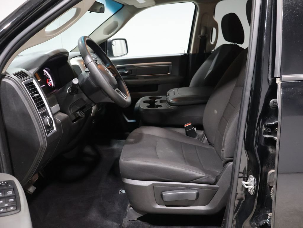 Used 2019 RAM 1500 Classic Warlock image 11