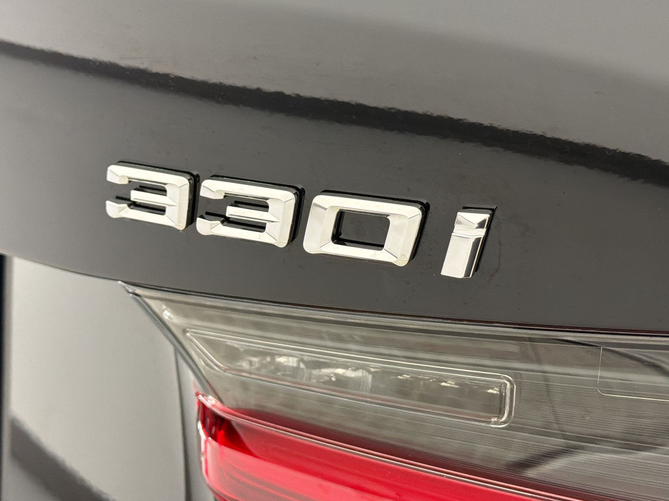 New 2026 BMW 330i Sedan w/ Premium Package RWD image 35