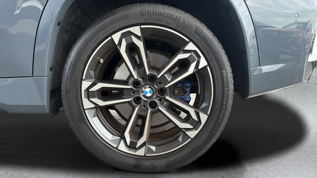 Used 2025 BMW X1 M35i w/ Premium Package AWD/4WD image 15