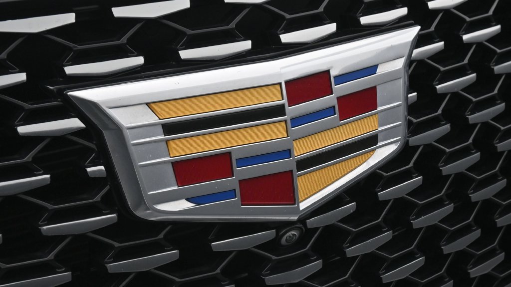Used 2023 Cadillac Escalade Premium Luxury RWD image 19