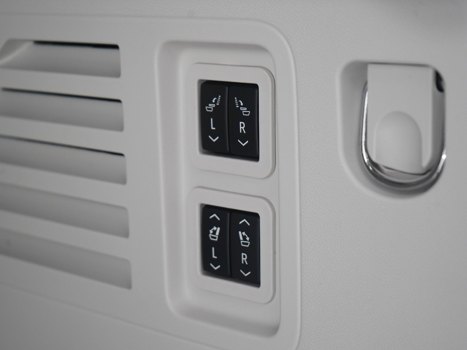 Used 2025 Buick Enclave Avenir w/ Super Cruise Package image 21