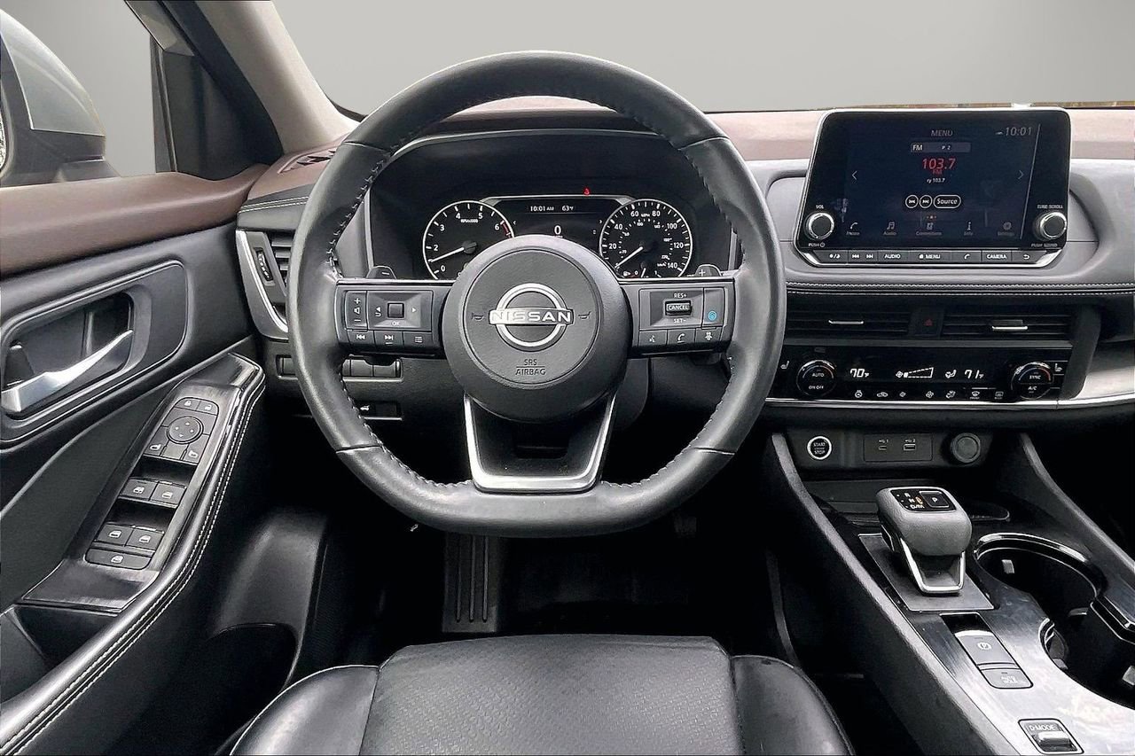 Used 2023 Nissan Rogue SV w/ SV Premium B Package image 12