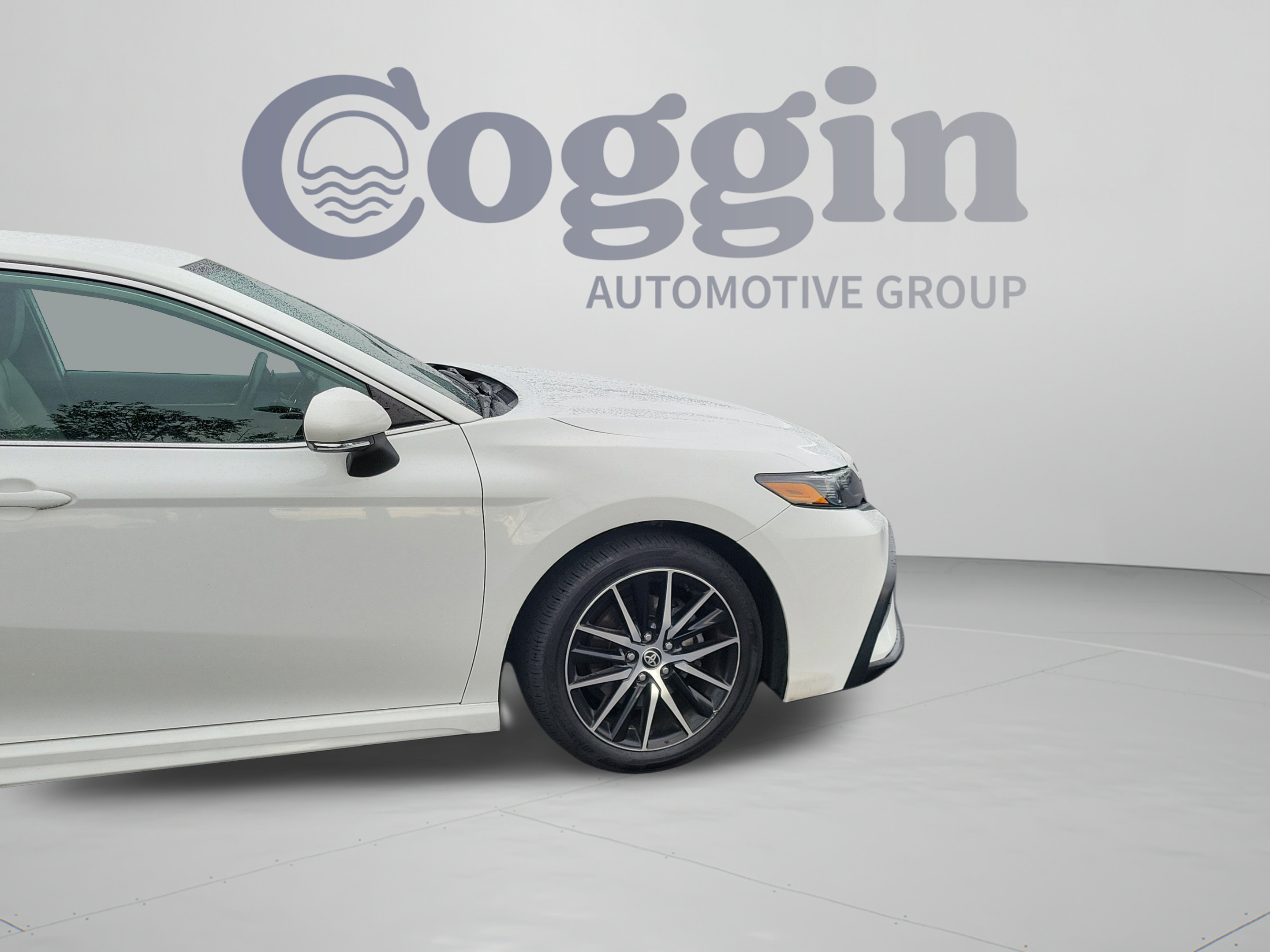 Used 2023 Toyota Camry SE AWD/4WD image 15