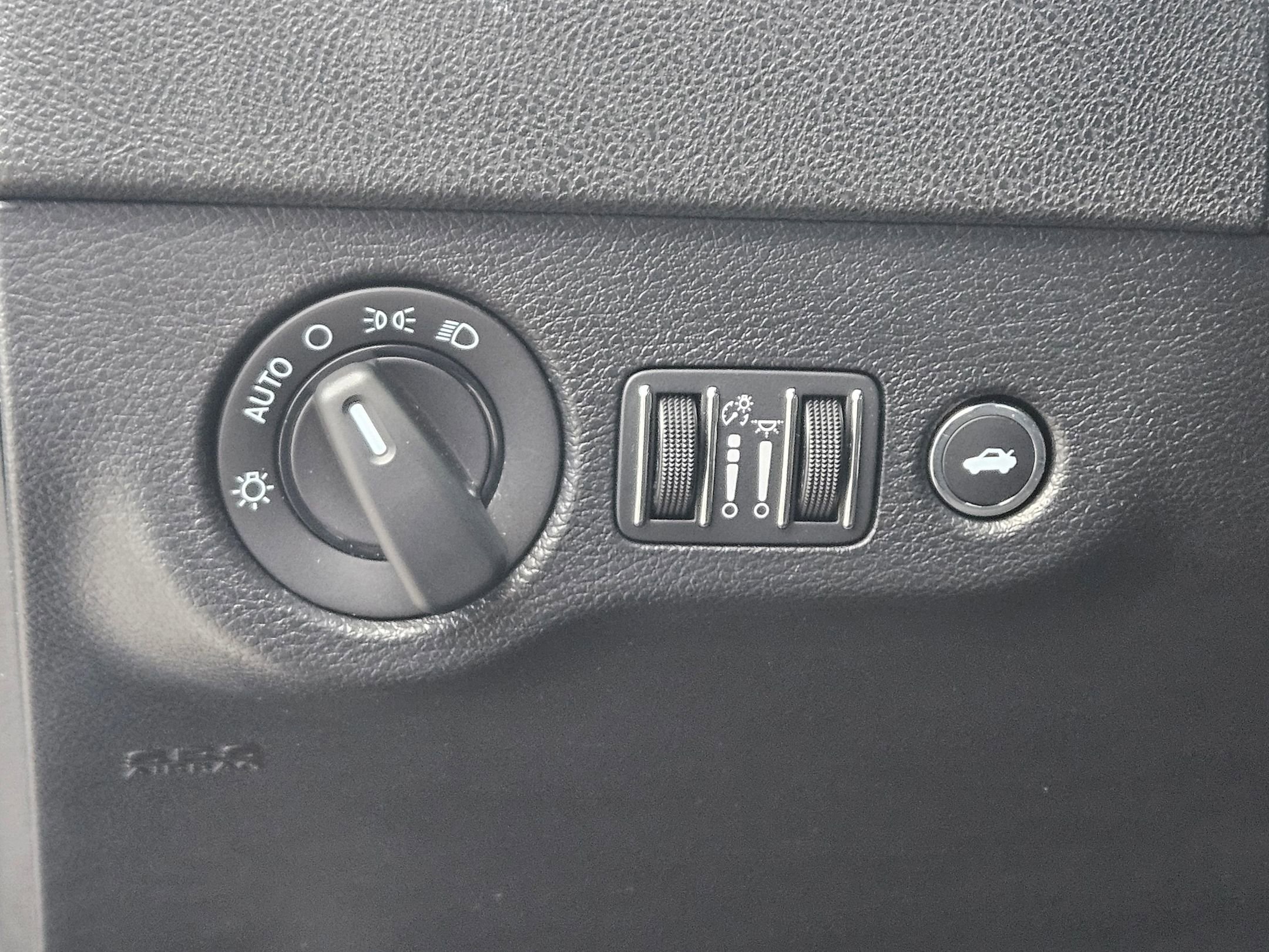 Used 2022 Dodge Charger SXT w/ Blacktop Package image 20