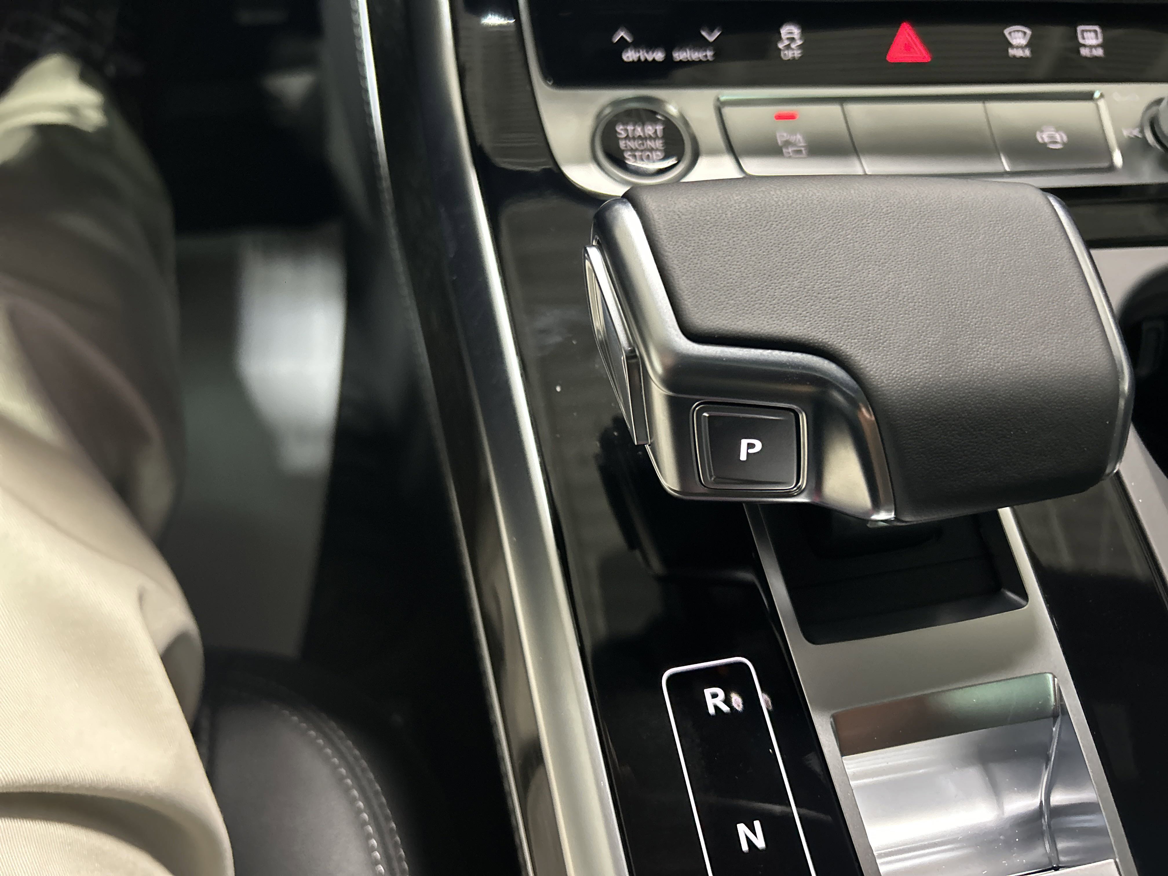 New 2025 Audi Q7 Premium Plus image 23