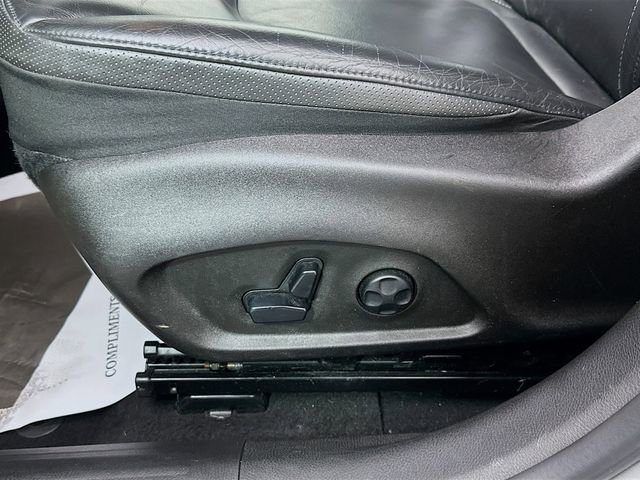 Used 2019 Jeep Renegade Limited w/ Quick Order Package 22P image 18