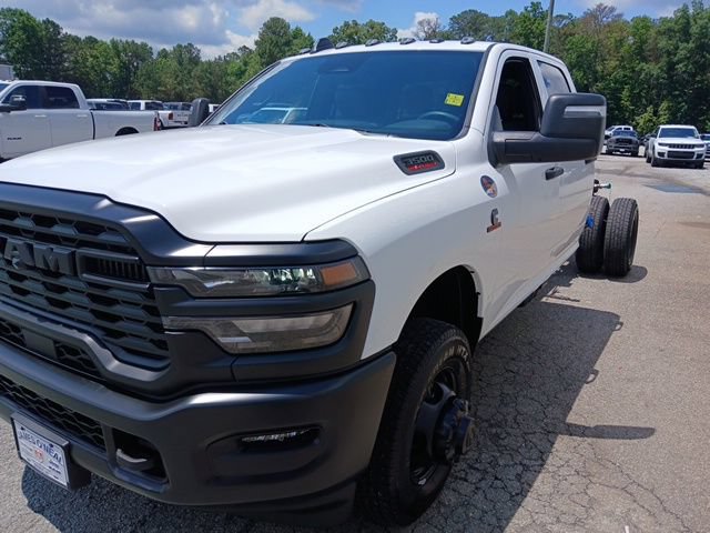 New 2026 RAM 3500 Tradesman AWD/4WD image 8