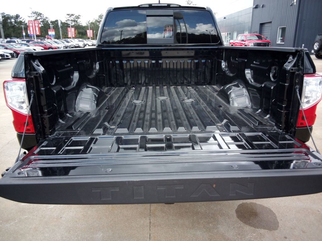 Certified 2024 Nissan Titan SV w/ SV Convenience Package image 24