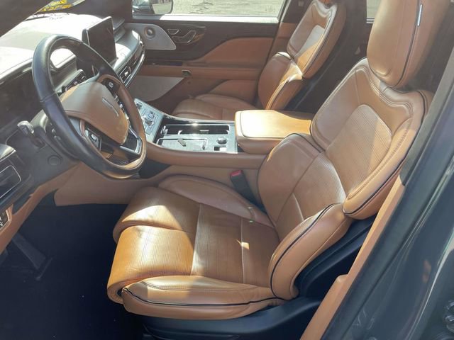 Used 2021 Lincoln Aviator Black Label AWD/4WD image 17