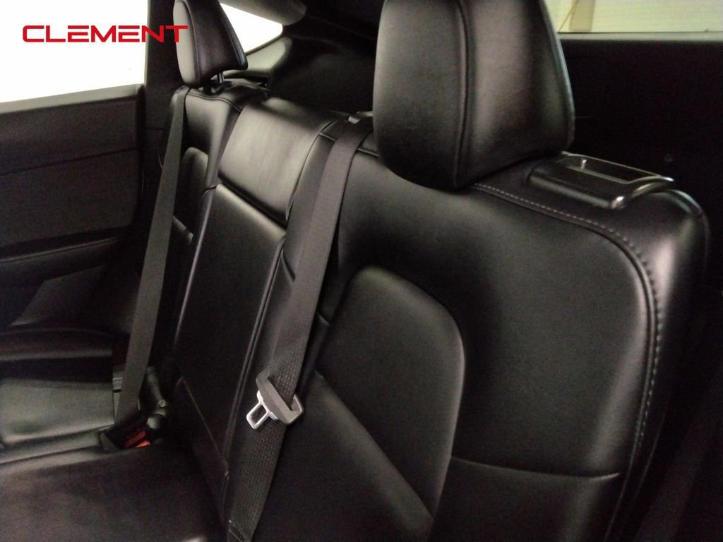 Used 2022 Tesla Model Y Performance image 27