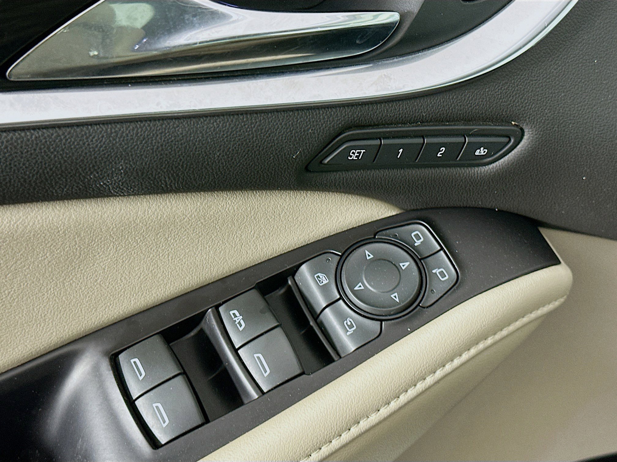 Used 2018 Buick Enclave Premium image 15