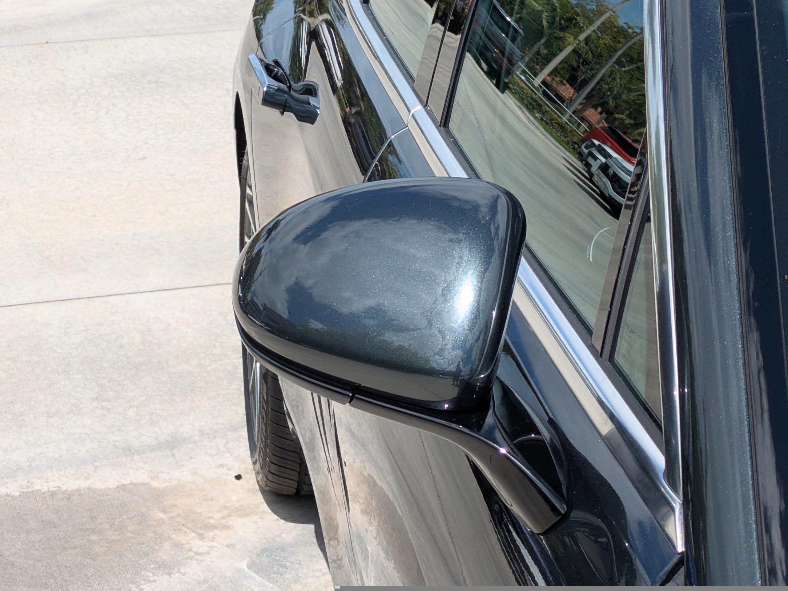 Certified 2023 Genesis G90 3.5T image 8