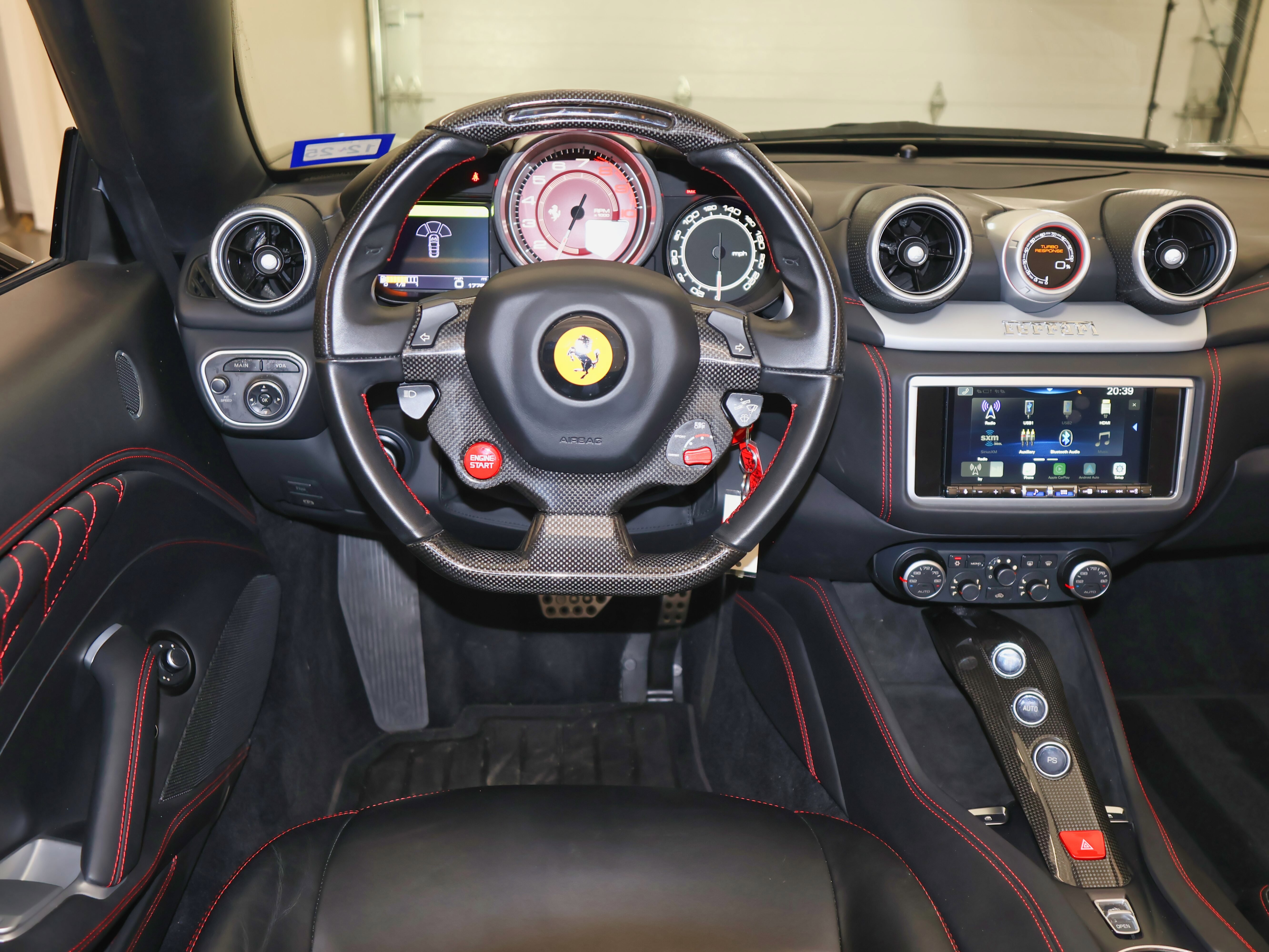 Used 2017 Ferrari California T image 27