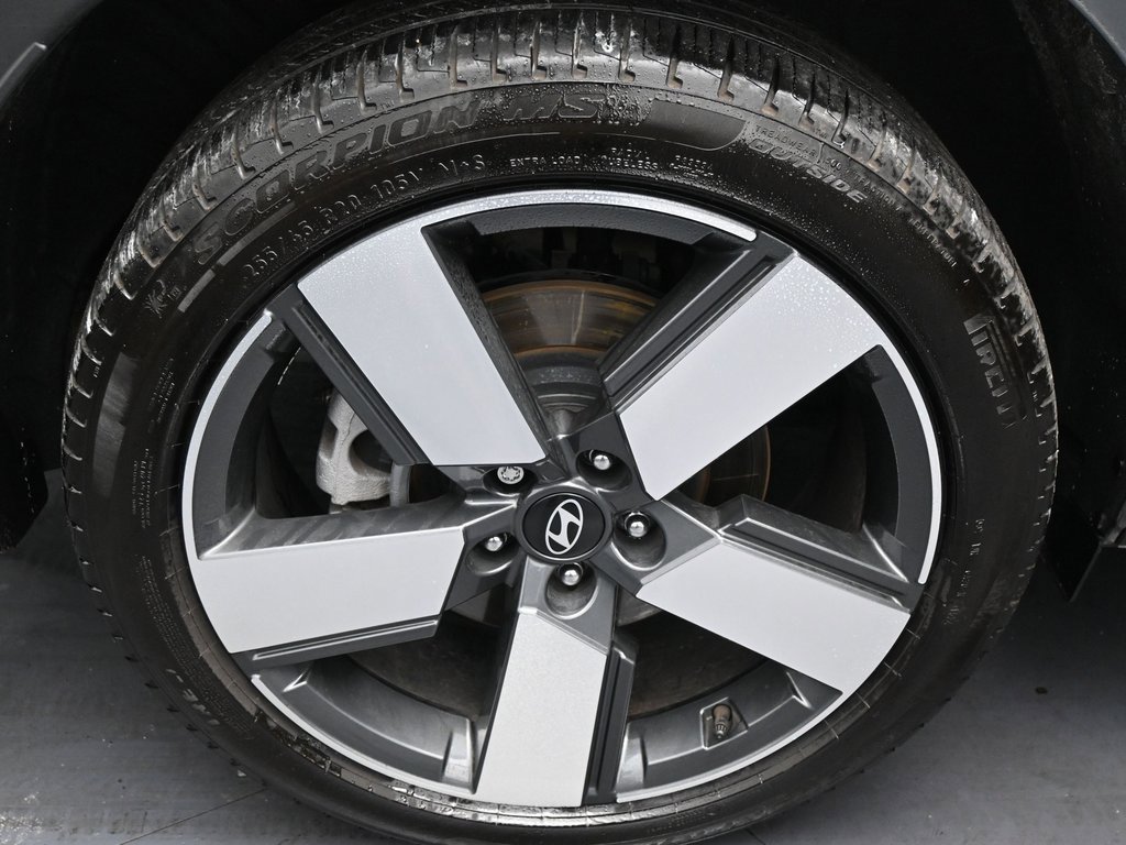 Used 2024 Hyundai Santa Fe Limited image 35
