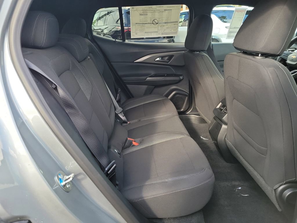 New 2026 Chevrolet Equinox EV LT image 16