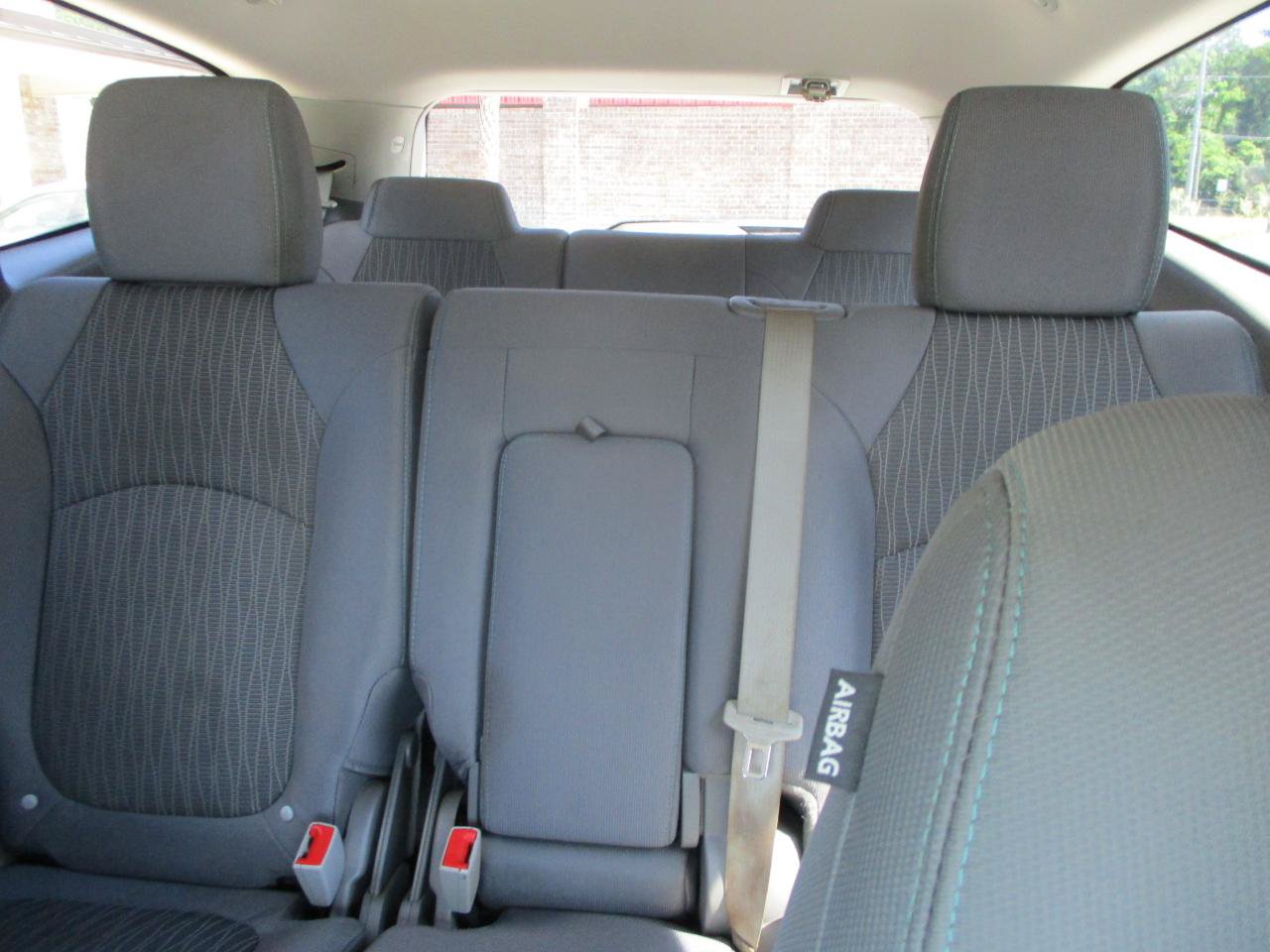 Used 2015 Chevrolet Traverse LS FWD image 18