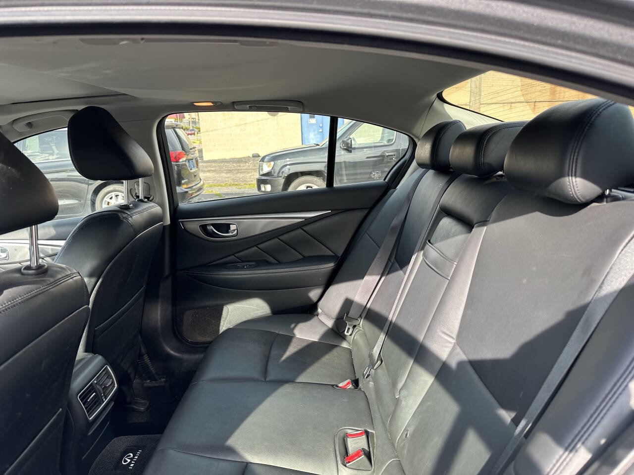 Used 2015 INFINITI Q50 Premium w/ Navigation Package image 15