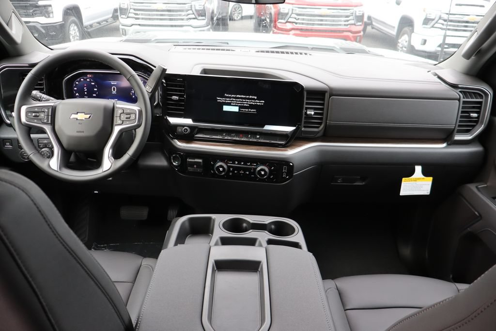 New 2026 Chevrolet Silverado 3500 LT w/ Leather Package AWD/4WD image 16