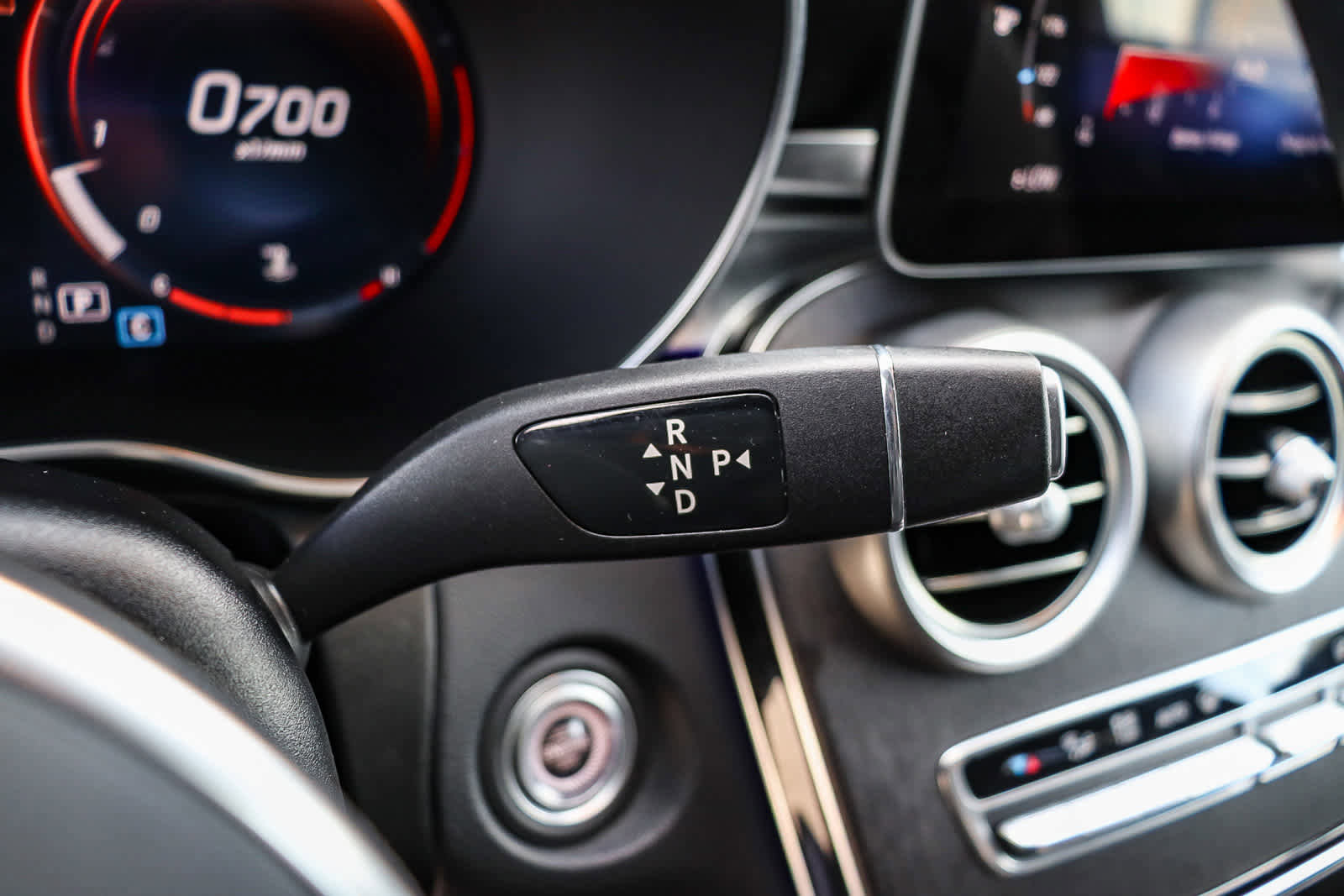 Used 2020 Mercedes-Benz GLC 300 image 26