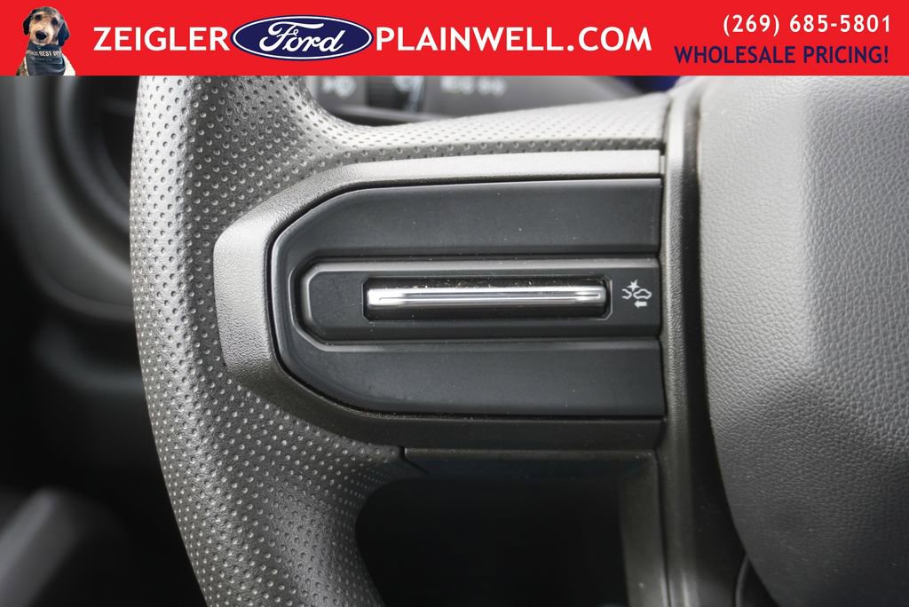 Used 2024 Chevrolet Colorado W/T image 23