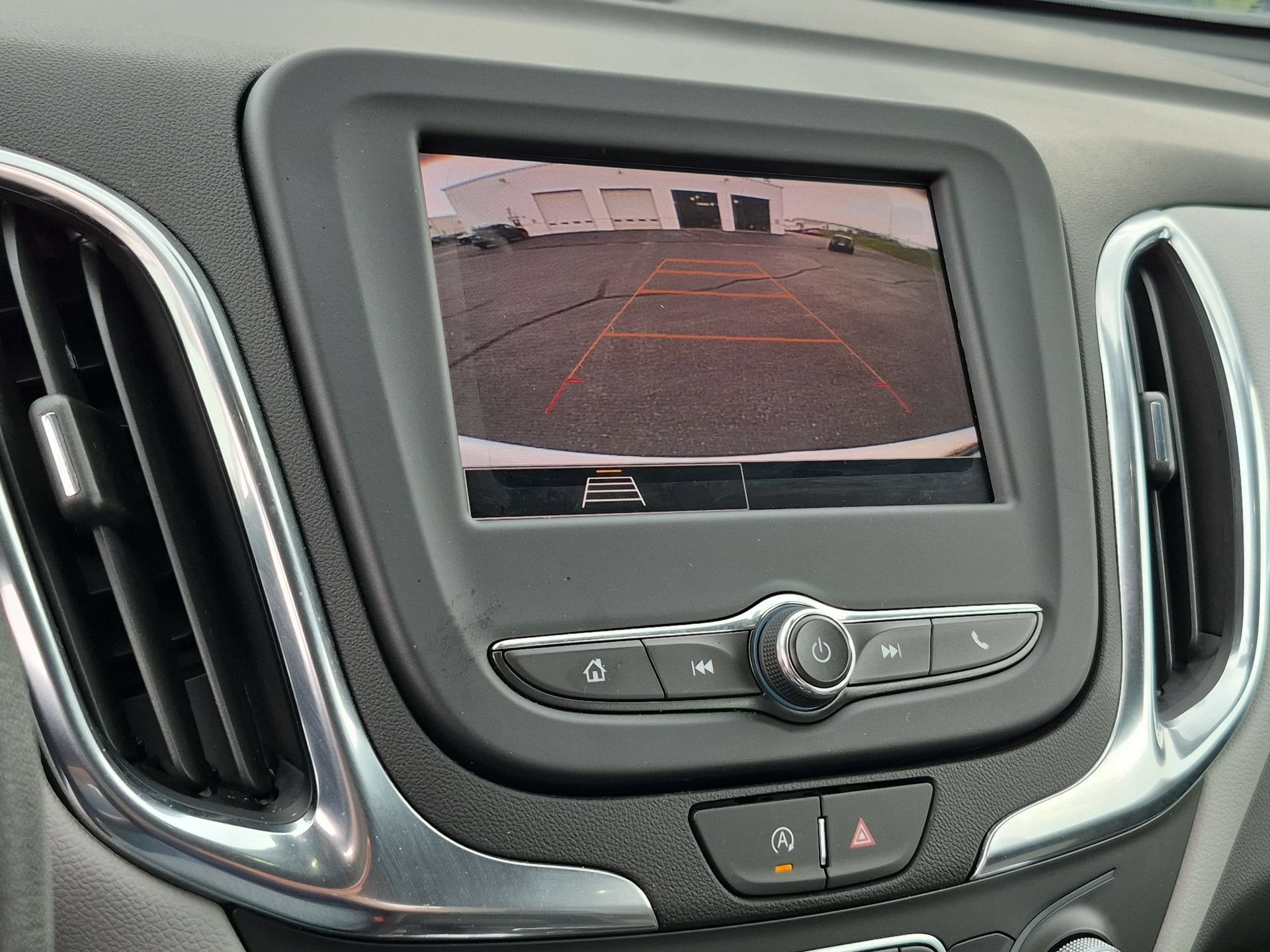 Certified 2024 Chevrolet Equinox LS FWD image 15