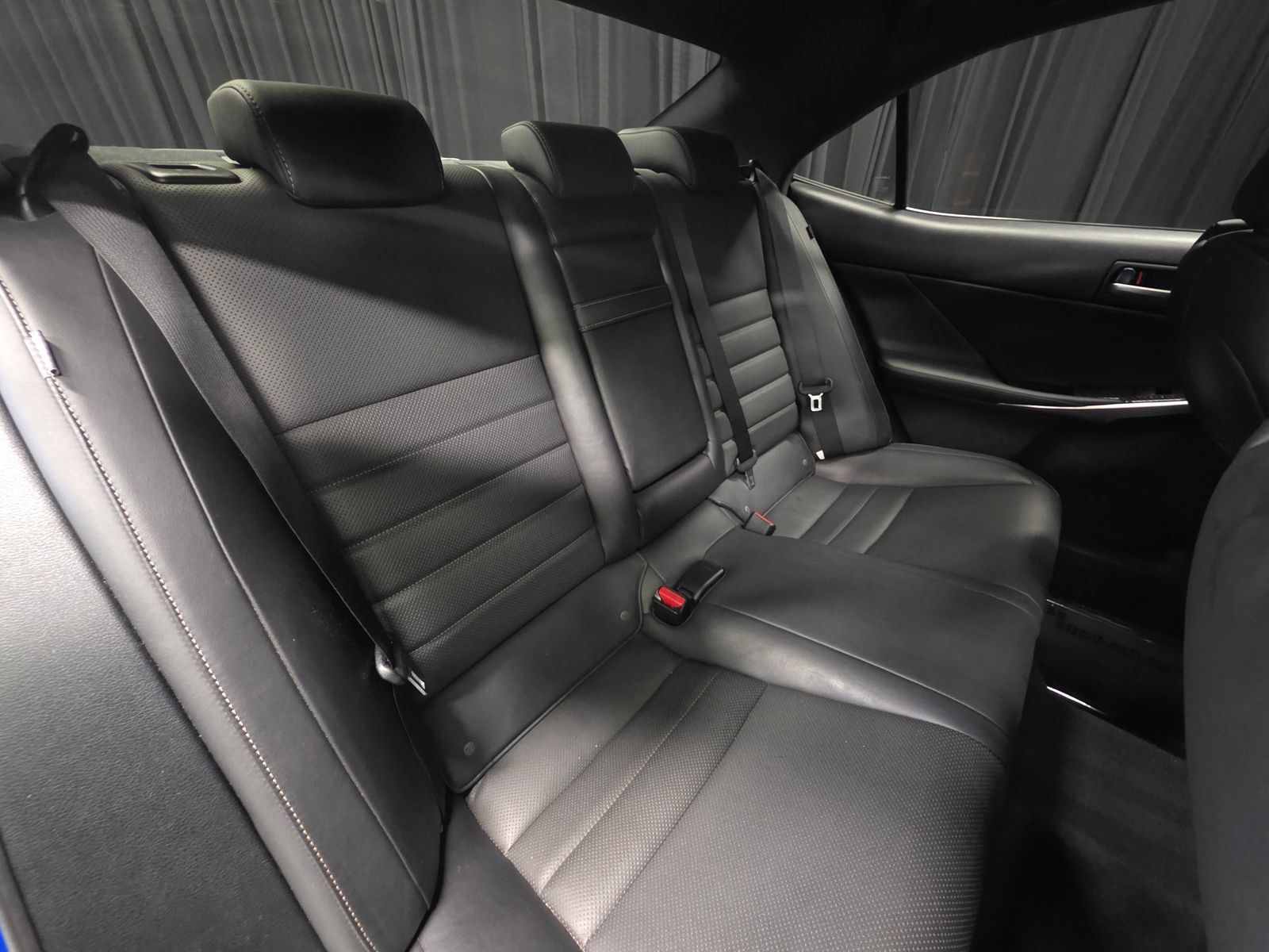 Used 2017 Lexus IS 350 F Sport RWD image 43