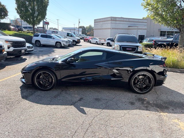 Used 2024 Chevrolet Corvette Stingray Coupe w/ Z51 Performance Package RWD image 3