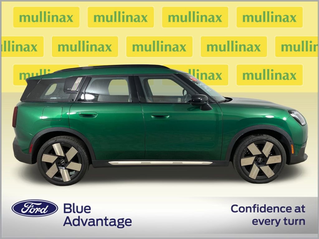 Used 2025 MINI Cooper Countryman S image 2