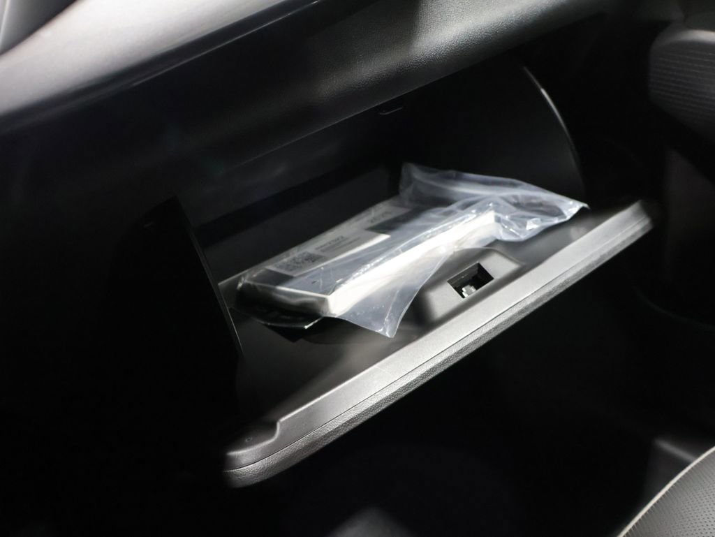 Used 2025 Chevrolet Trax ACTIV w/ Driver Confidence Package image 30