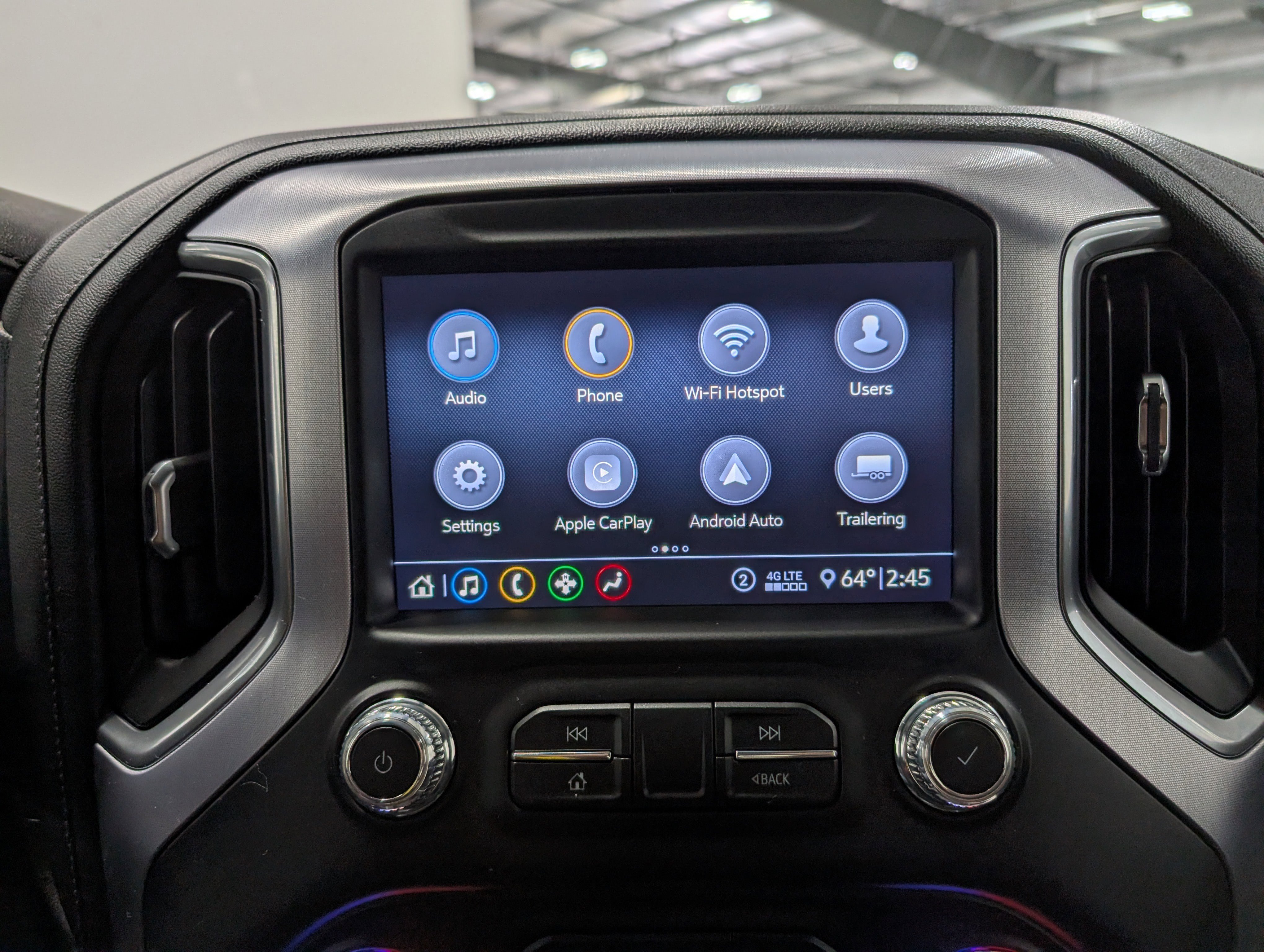 Used 2020 GMC Sierra 1500 SLT image 25