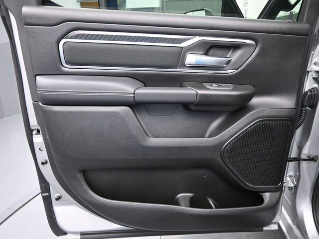 New 2026 RAM 1500 4x4 Crew Cab image 16