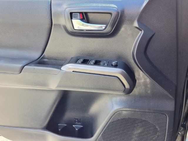 Used 2021 Toyota Tacoma TRD Sport RWD image 28