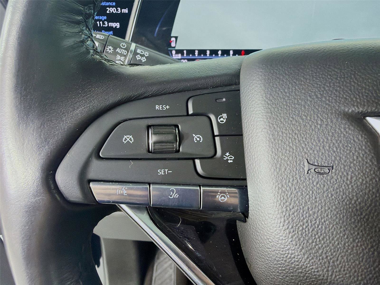 Used 2024 Cadillac Escalade Sport AWD/4WD image 13