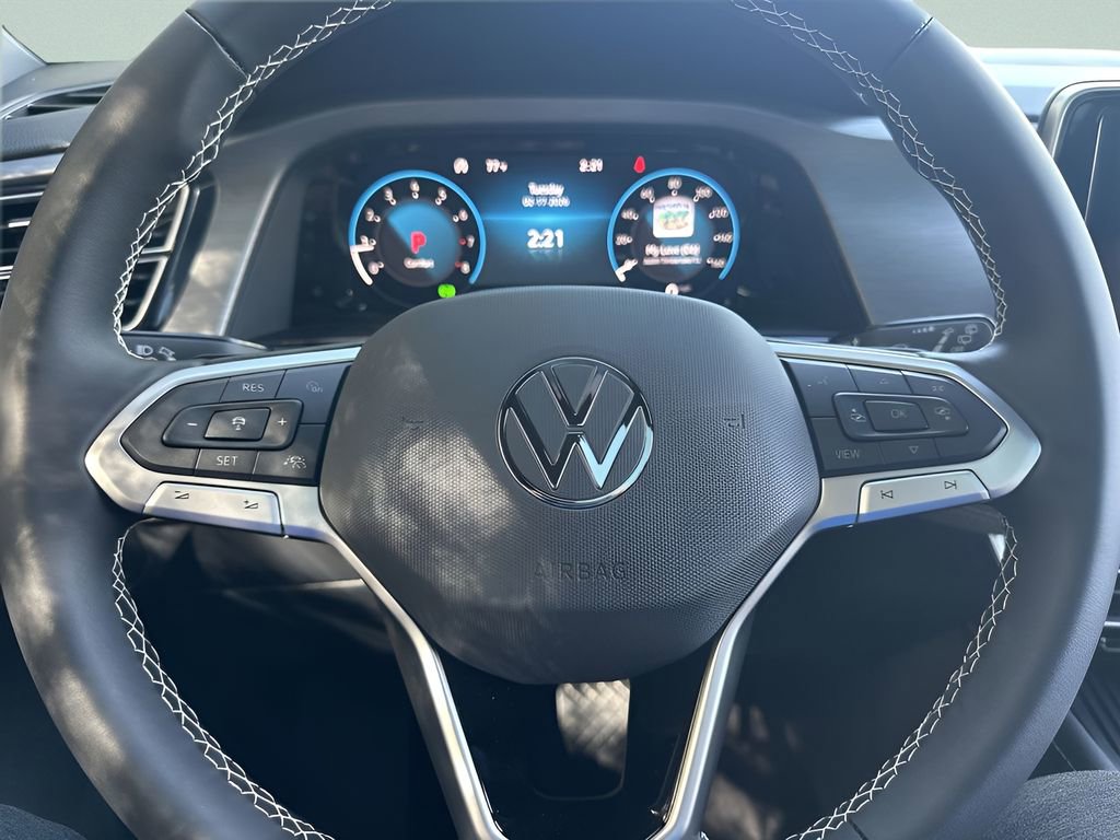 New 2026 Volkswagen Atlas Cross Sport SE image 14