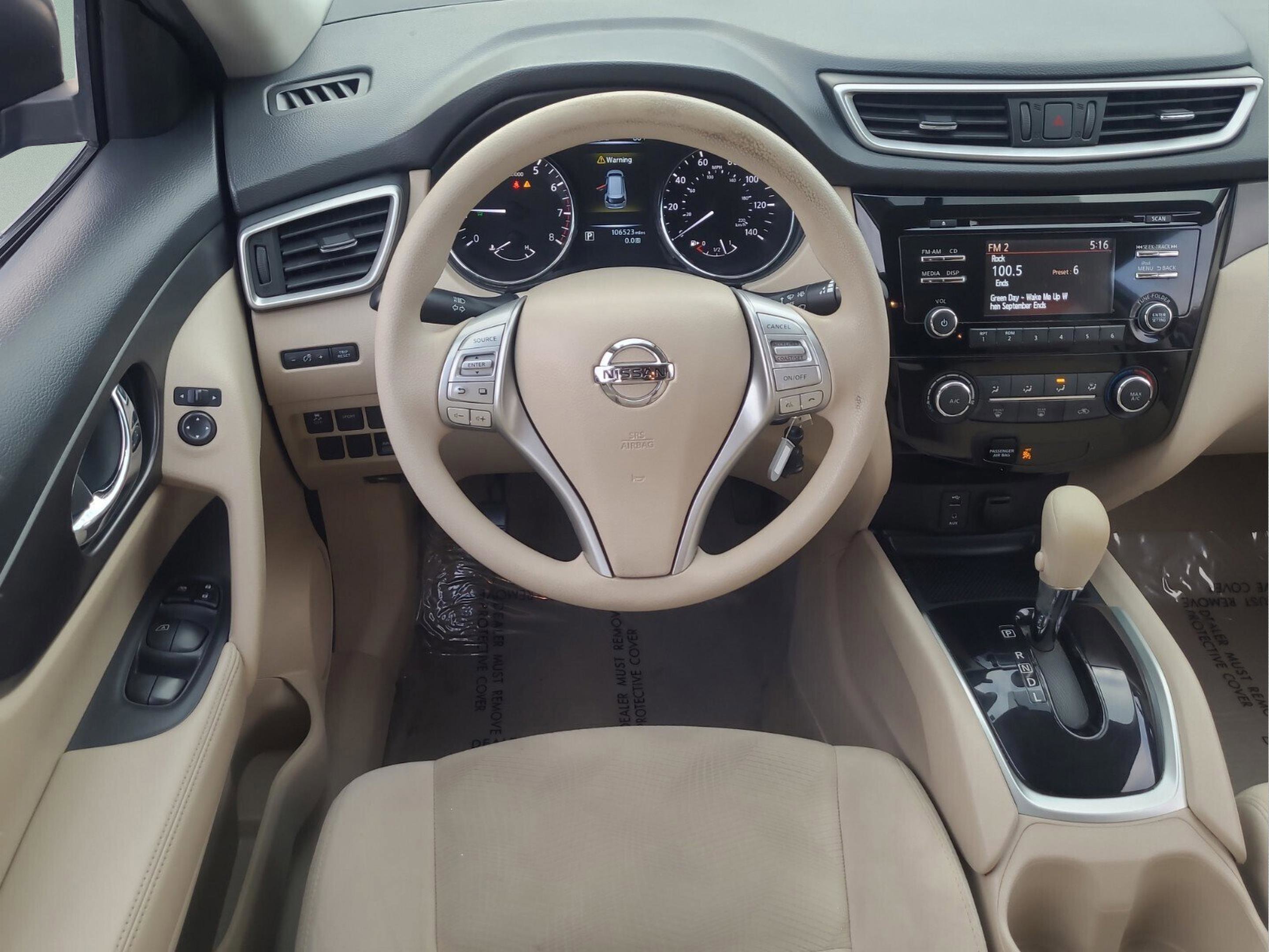 Used 2014 Nissan Rogue S image 11