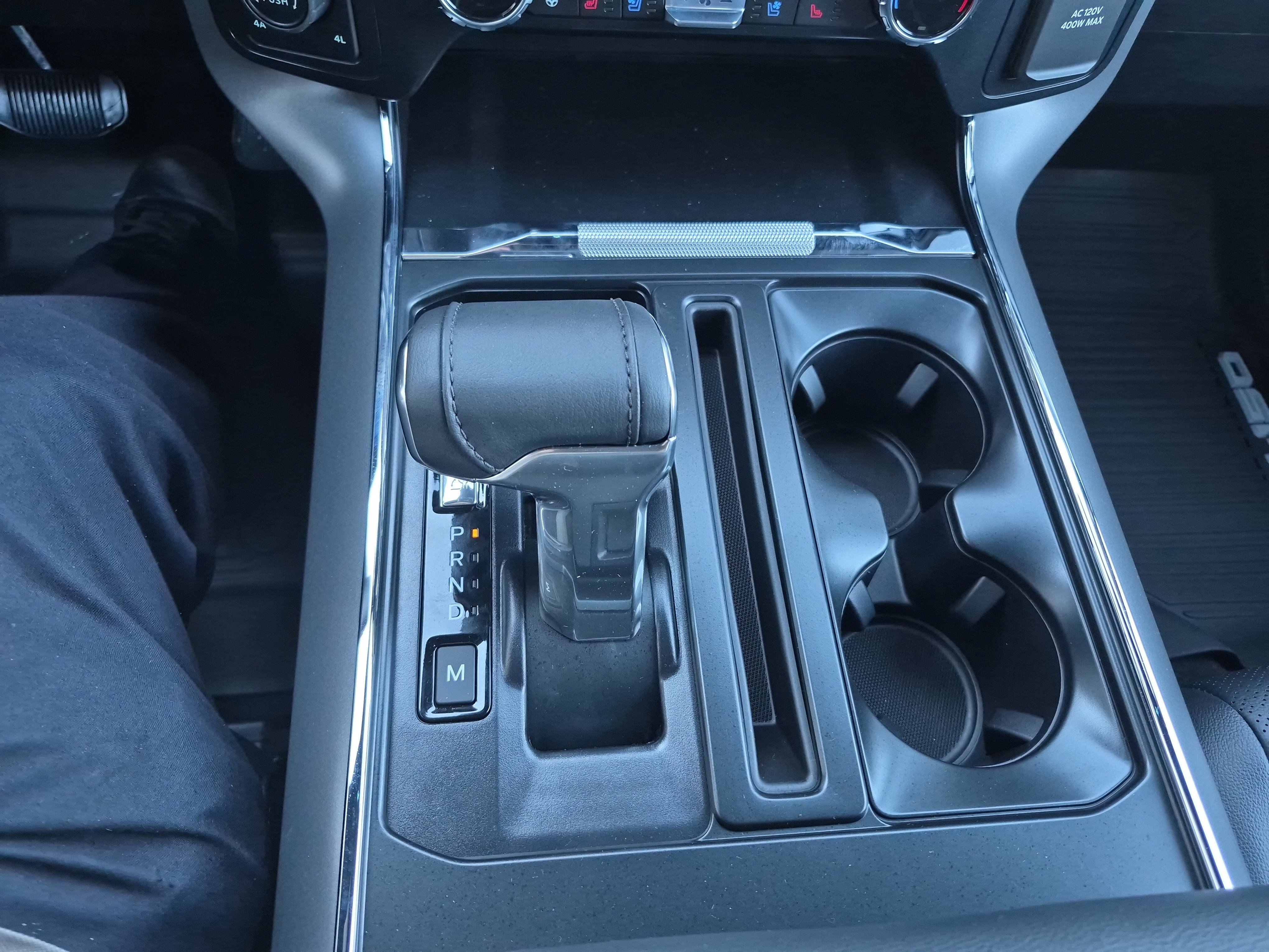 New 2025 Ford F150 Lariat w/ Equipment Group 501A Mid image 29