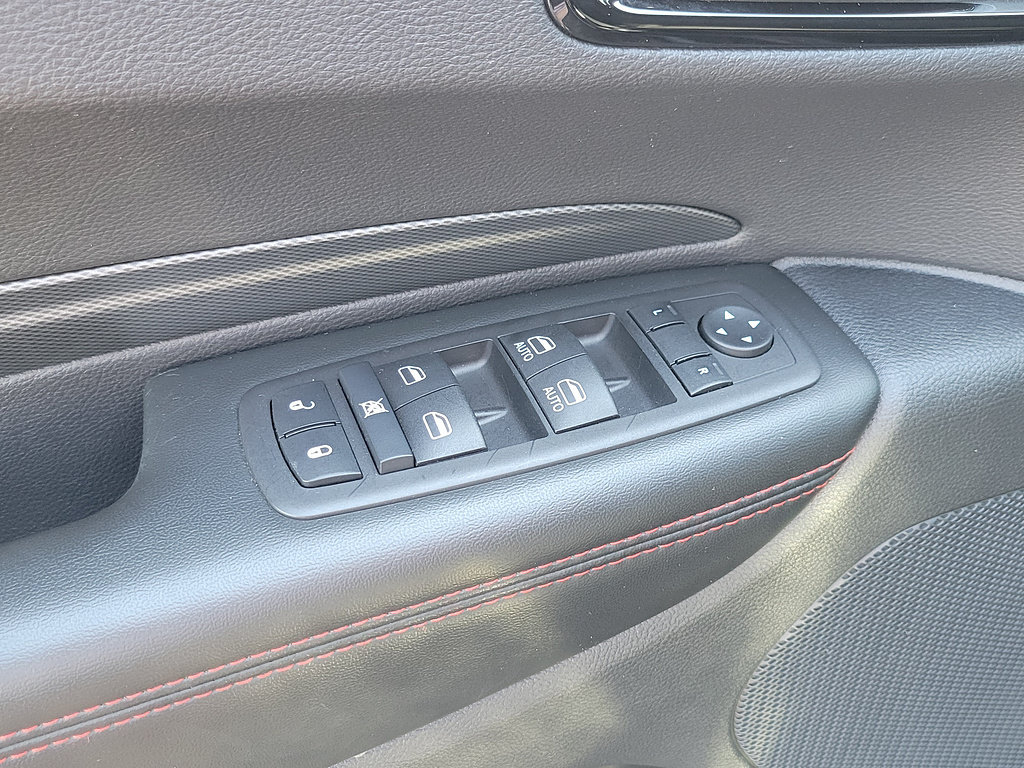 Used 2025 Dodge Durango GT RWD image 20
