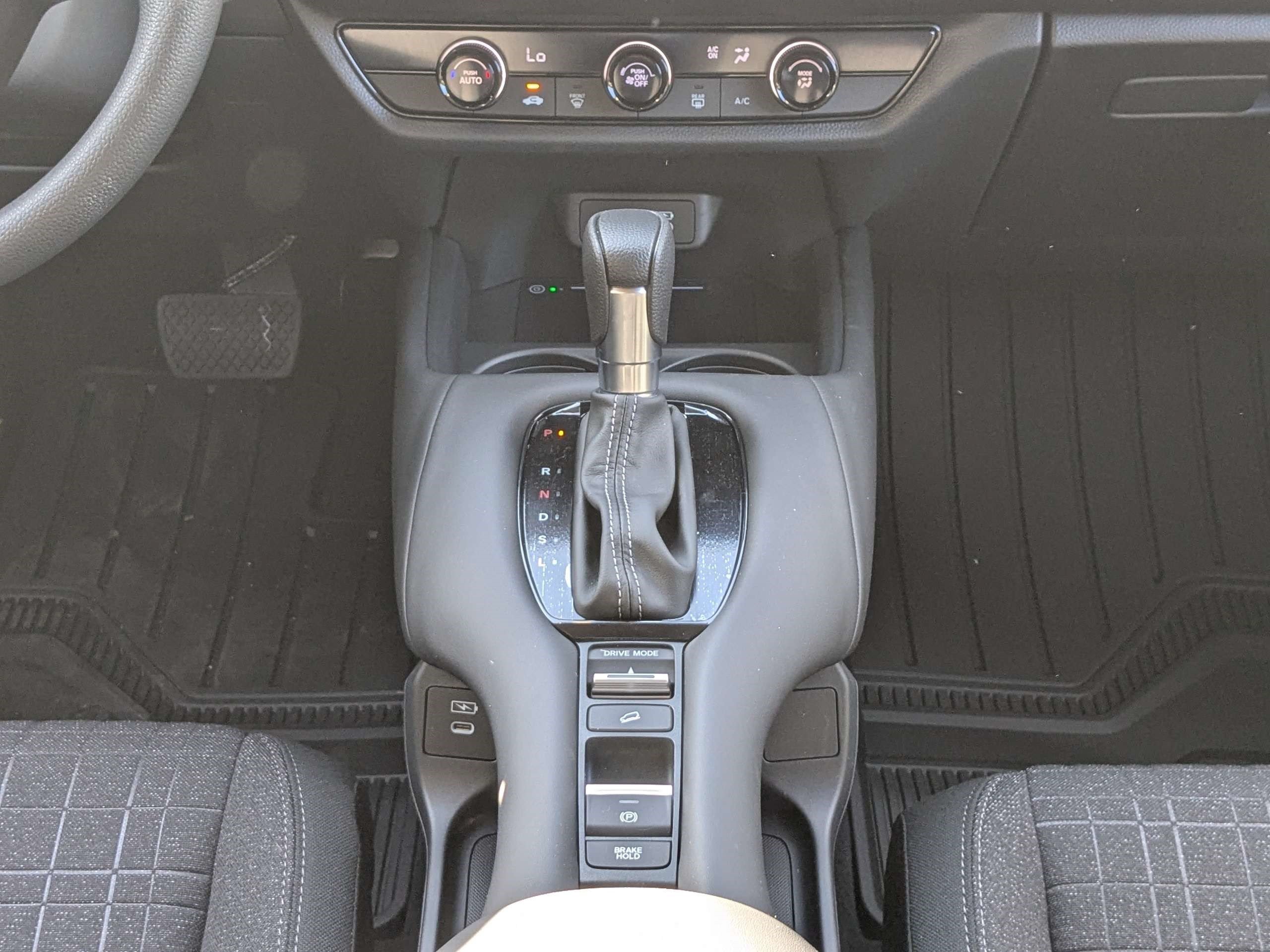 New 2026 Honda HR-V LX image 25
